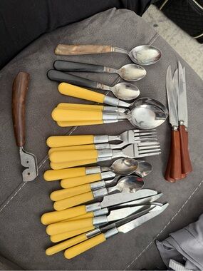 Yellow Handle Flatware Set - Kitchen Cutlery